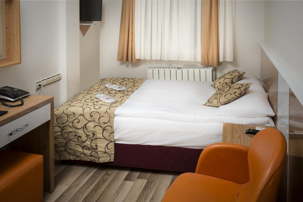 Lal Hotel Стамбул Экстерьер фото